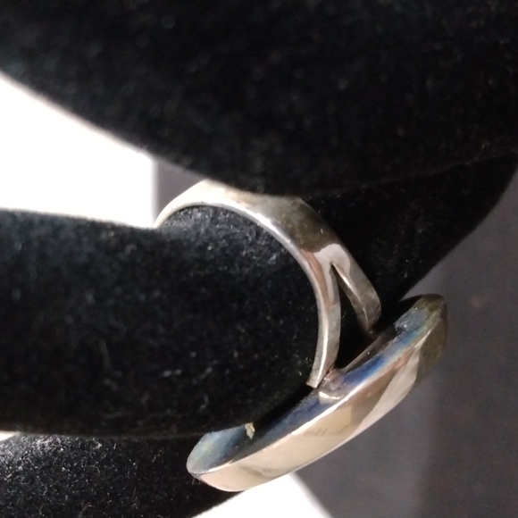 Signed Native American Style Ring - Picture 2 of 7